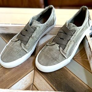 Blowfish Slip-on Sneakers